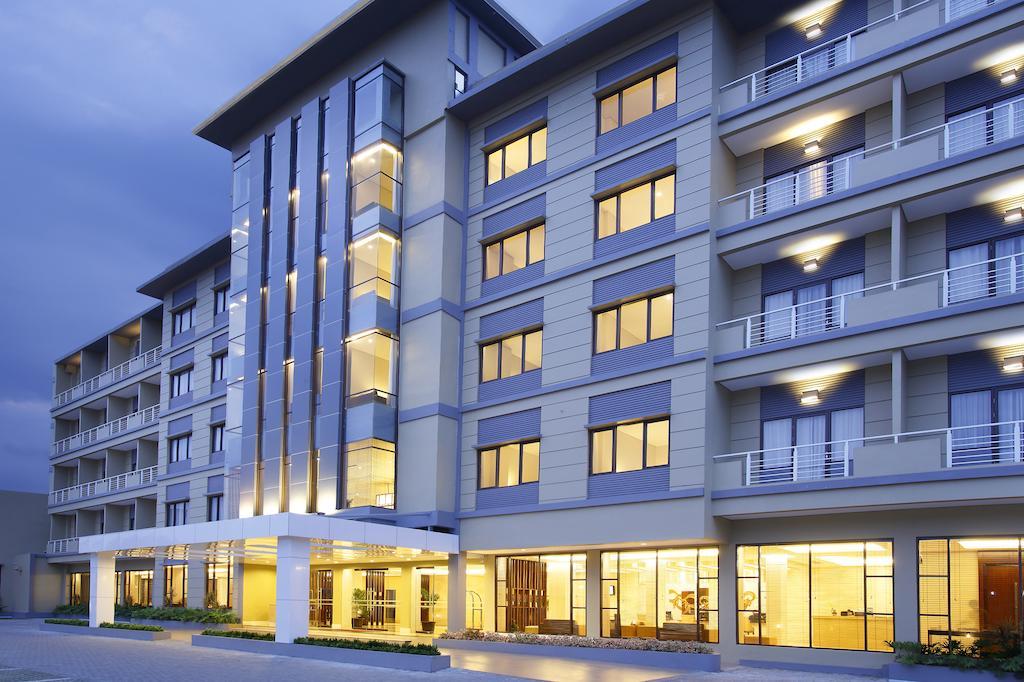 Hotel Surya Yudha Purwokerto Eksteriør bilde